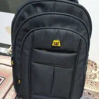 کیف مدرسه ایی، و لپتاب