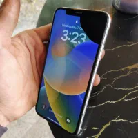 ایفون xs