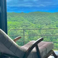 کلبه سوئیسی جکوزی دار جنگلی