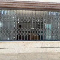 حفاظ پنجره اکاردئونی