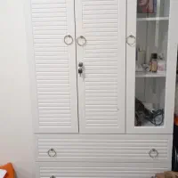 سرویس خواب ب همراه کمد و اینه|تخت و سرویس خواب|پرند, فاز ۶|دیوار