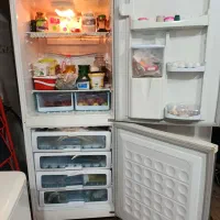 دوتا یخچال فیریزسفیدونقره ای|یخچال و فریزر|شهرکرد, |دیوار