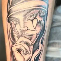 اجرای تتو بدن و اموزش