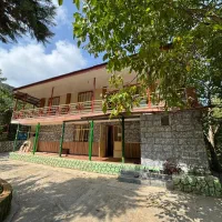 ویلادر روستای الندان|اجارهٔ کوتاهمدت ویلا و باغ|کیاسر, |دیوار