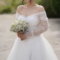 لباس عروسی و نامزدی