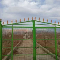 باغ ۱۰۰۰ متری پشت تالار آریا