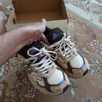 کتونی آدیداس|کیف، کفش، کمربند|پاکدشت, پاکدشت (مامازند)|دیوار