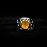 انگشتر یاقوت زرد