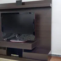 میز تلویزیون چوب گردو اصلی به دون ضربه وشکستگی|میز تلویزیون|دوگنبدان, |دیوار