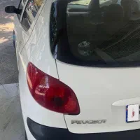 پژو ۲۰۶ سقف شیشه تیپ ۳