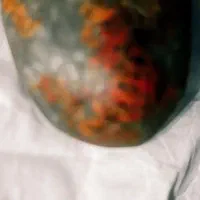 فروشی. مامعله هم میزنم با طلا.. یا موتور