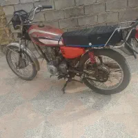 موتور سیکلت پارکینگی