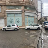 مغازه دونبش سه دهنه 81 متری خ مورخی