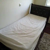 تخت فروشی