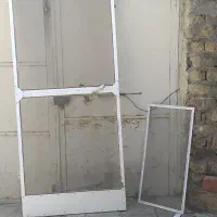 در و پنجره توری