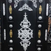 درب حیاط وباغچه