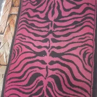 فرش با سه تا پادری