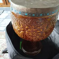 تعدادی سنتور و تنبک