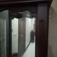 بوفه رایگان پشت آیینه دار|بوفه، ویترین، کنسول|تهران, دریاچه شهدای خلیج فارس|دیوار