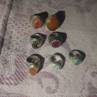 هفت عدد انگشترای کهنه وبکر|کلکسیون اشیاء عتیقه|قدس, شهر‌قدس|دیوار