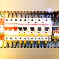 برقکار 24 ساعته قم