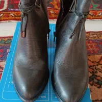 بوت چرمی سایز 36