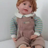 عروسک بسیار زیبا و نچرال