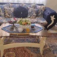 مبل ۷ نفره میز ناهار خوری ۸ نفره ویترین در حد نو|مبلمان خانگی و میز عسلی|ری, حمزه‌آباد|دیوار
