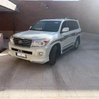 تویوتا لندکروزر ۲۰۱۳