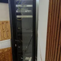 رک شبکه با سوییچ و مانیتور و سرور
