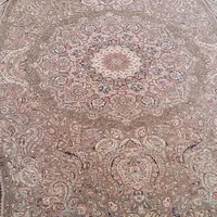 فرش ۷۰۰شانه زمینه گردویی مشهد