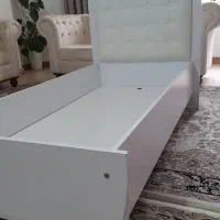 تخت نوجوان در حد نو|تخت و سرویس خواب|تالش, هشتپر|دیوار