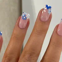 کاشت ناخن اقتصادی تخفیف ویژه|خدمات آرایشگری و زیبایی|شیراز, سعدیه جنوبی|دیوار