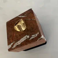 طلا در حد نو