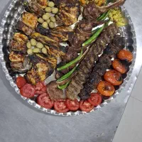 استخدام نیرو در باغ و رستوران