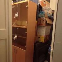 فروش ۲ تخت خواب یک نفره با تشک و کتابخانه و صندلی