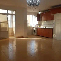 فروش اپارتمان۸۵متر/سند/لاکانی/اسانسور/غرق نور