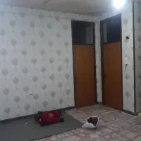 نصاب نصب کاغذ دیواری و پوستر|خدمات پیشه و مهارت|شیراز, کلاهدوز|دیوار