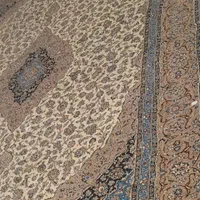 یه عدد  فرش ۱۲ متری سالم سالم دوملیون