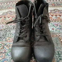 نیم بوت دخترانه و کت لی تک|کفش و لباس بچه|اسفراین, |دیوار