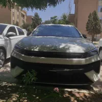 کی ام سی J7