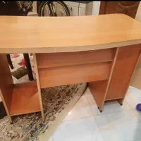 میز مخصوص کامپیوتر و صندلی چوبی روکش. مخمل|میز تحریر و کامپیوتر|تهران, صادقیه|دیوار