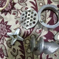یک دستگاه چرخ گوشت قدیمی ناسیونال|خردکن، آسیاب، غذاساز|تهران, تهران‌نو|دیوار