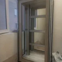 ویترین چوبی با آینه