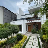 دوبلکس-مدرن-300-متری-چهارخوابه-استخرداخلی-روف-بزرگ