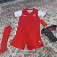کتونی و لباس اورجینال مارک فوتبال