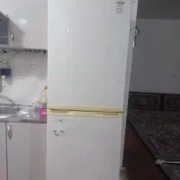یخچال فریزر در حد نو