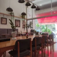 سالن کار و یا کارآموز کافه