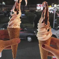 اقاجهت کار در بستنی فروشی
