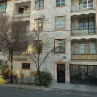 ۵۳ متری طبقه اول ۴ واحدی بلوار مارلیک